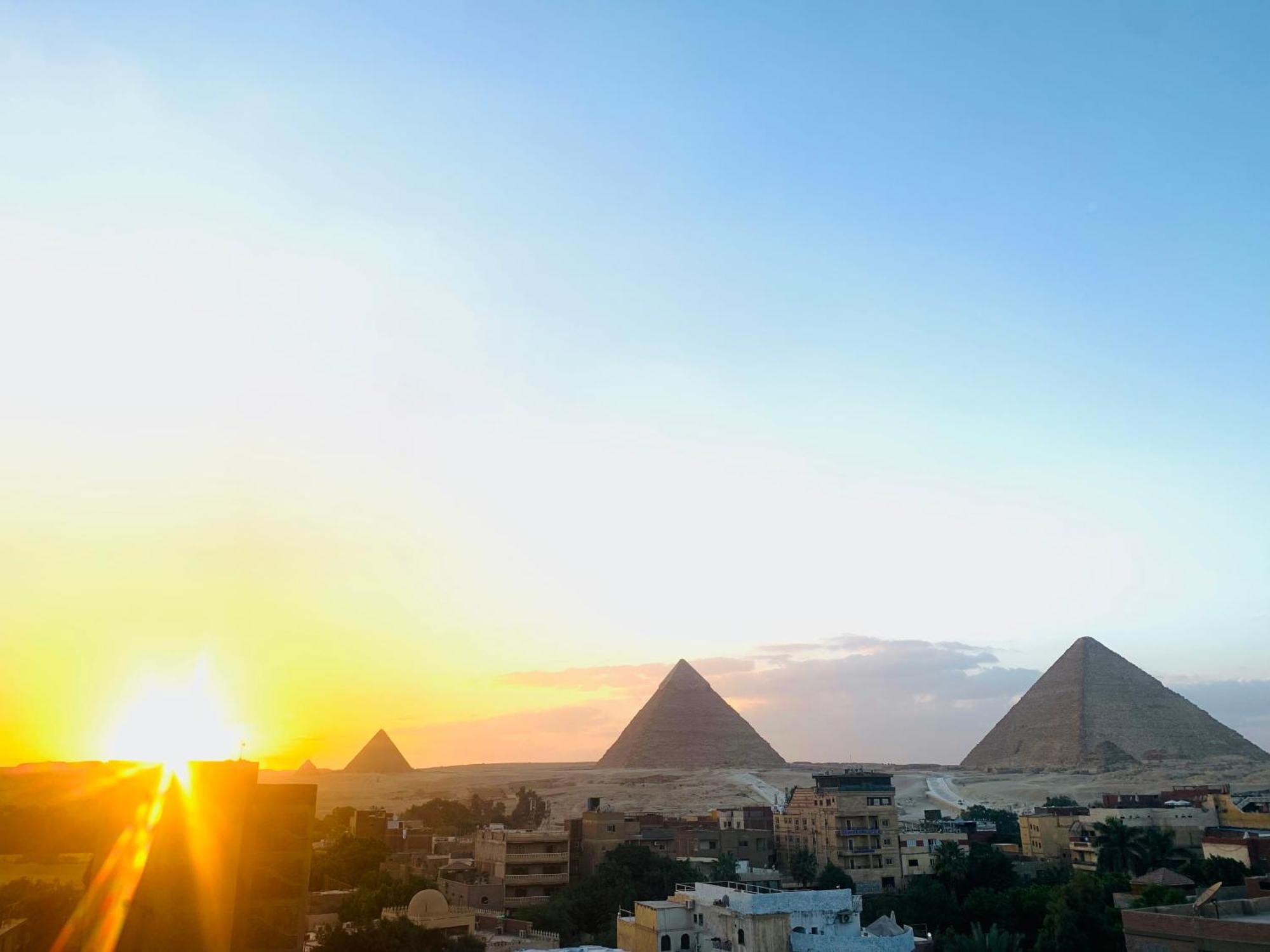 Loay Pyramids View Apartment Kairo Bagian luar foto