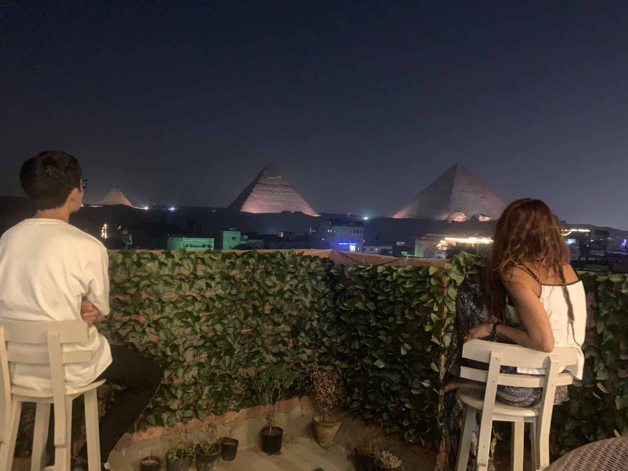 Loay Pyramids View Apartment Kairo Bagian luar foto